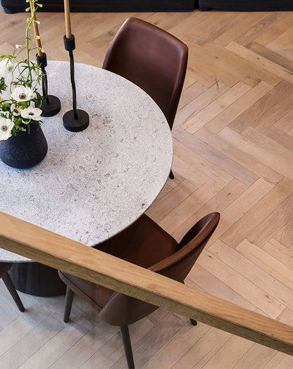 Table de salle à manger Cousteau (piètement noir)