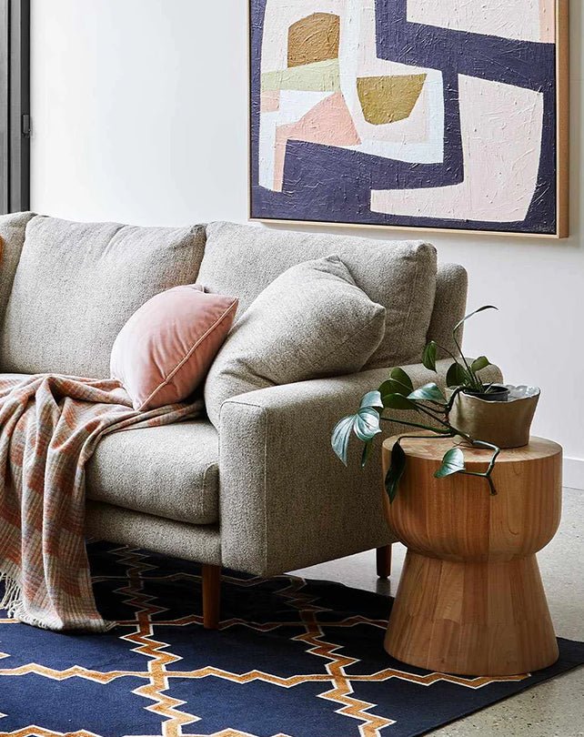 Tabouret en forme de sablier